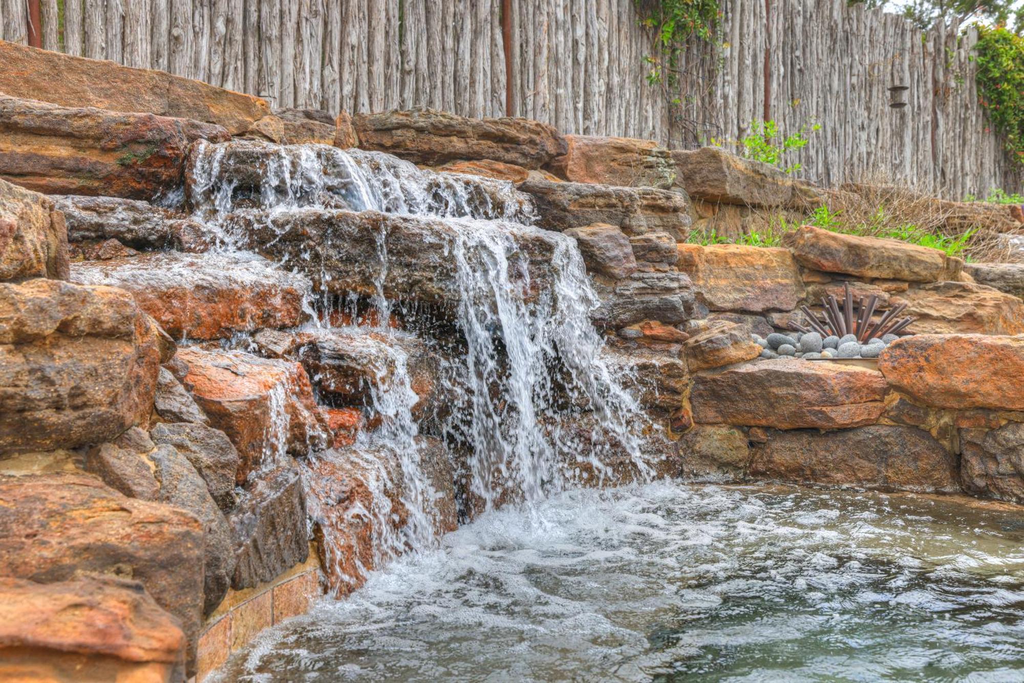 West End Lodge Resort Style Pool! Fredericksburg Exterior photo